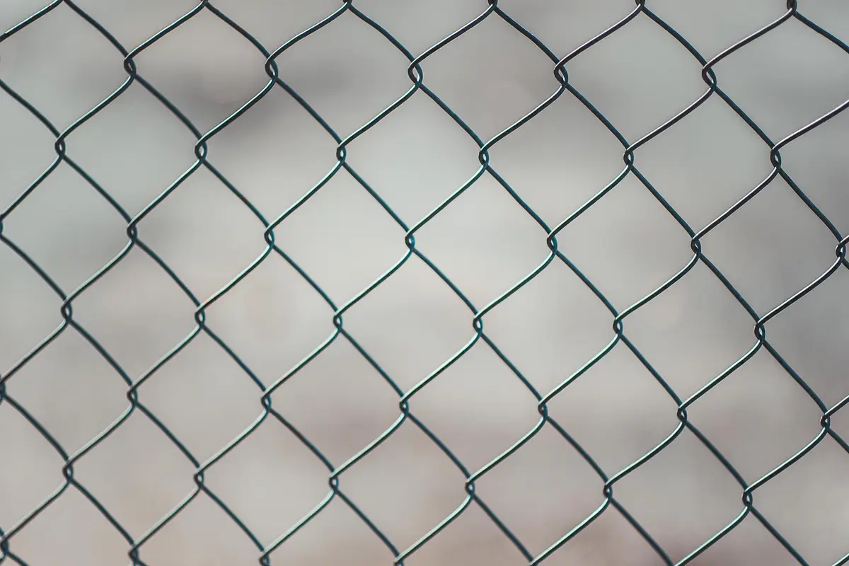 Versatile Usage & Benefits of Chain Link Fences